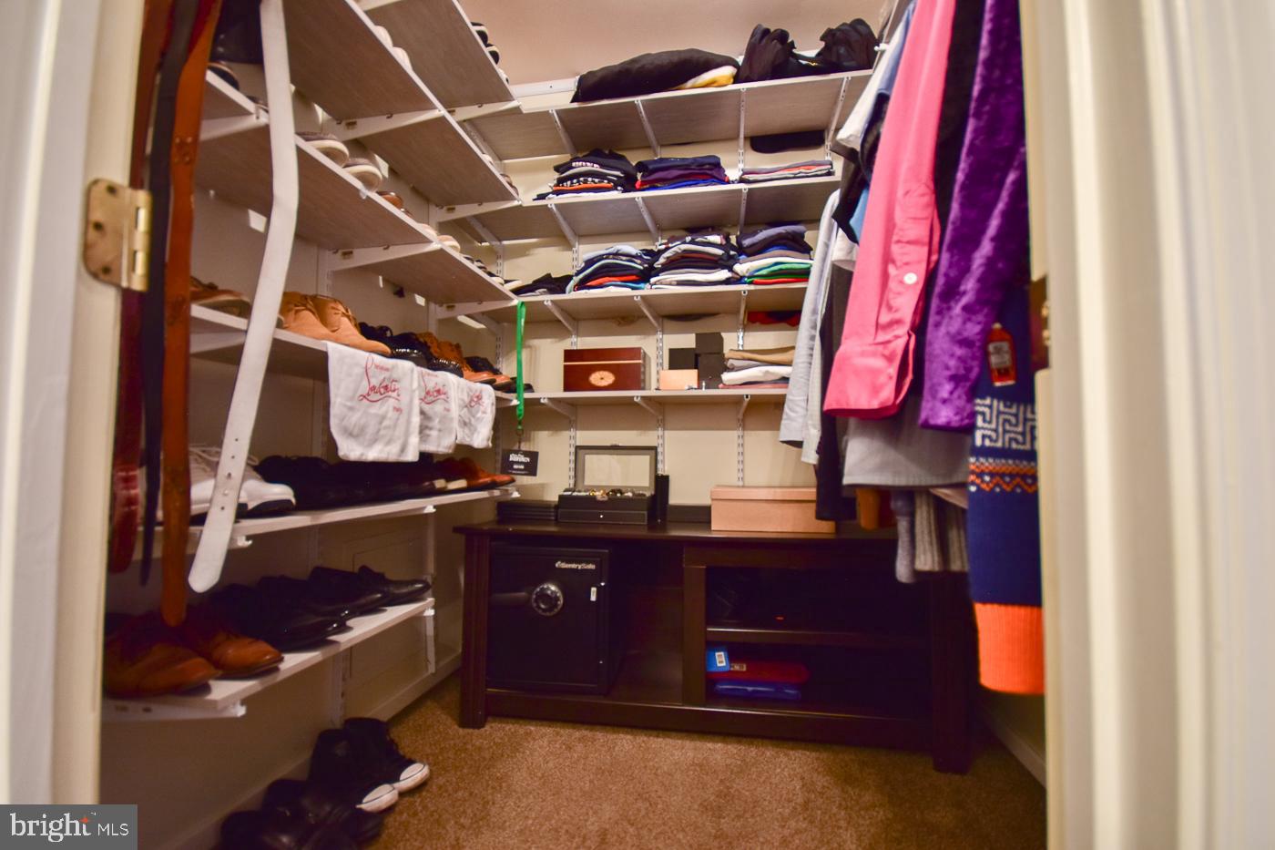 FOXCROFT MEADOWS - Residential