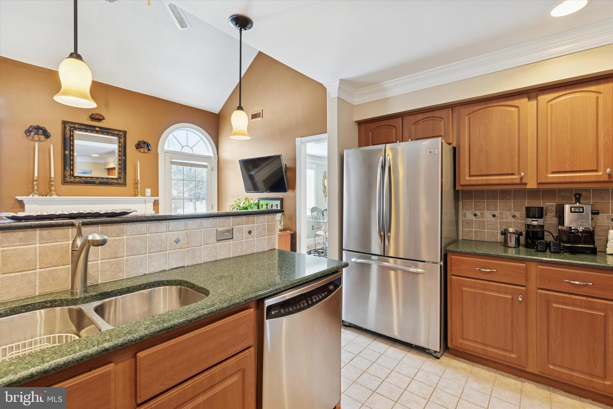 GWYN AYRE - Residential