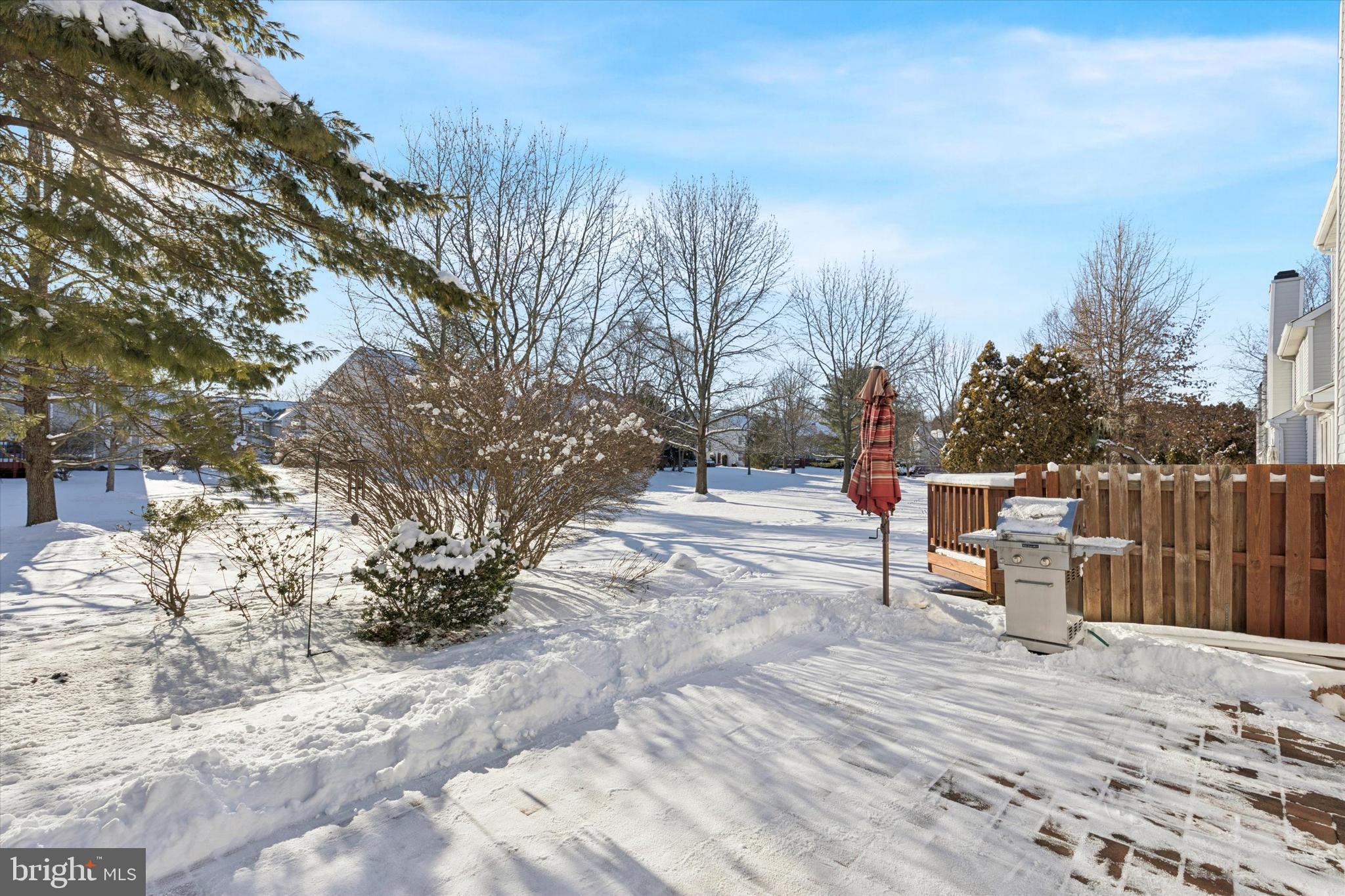 GWYN AYRE - Residential