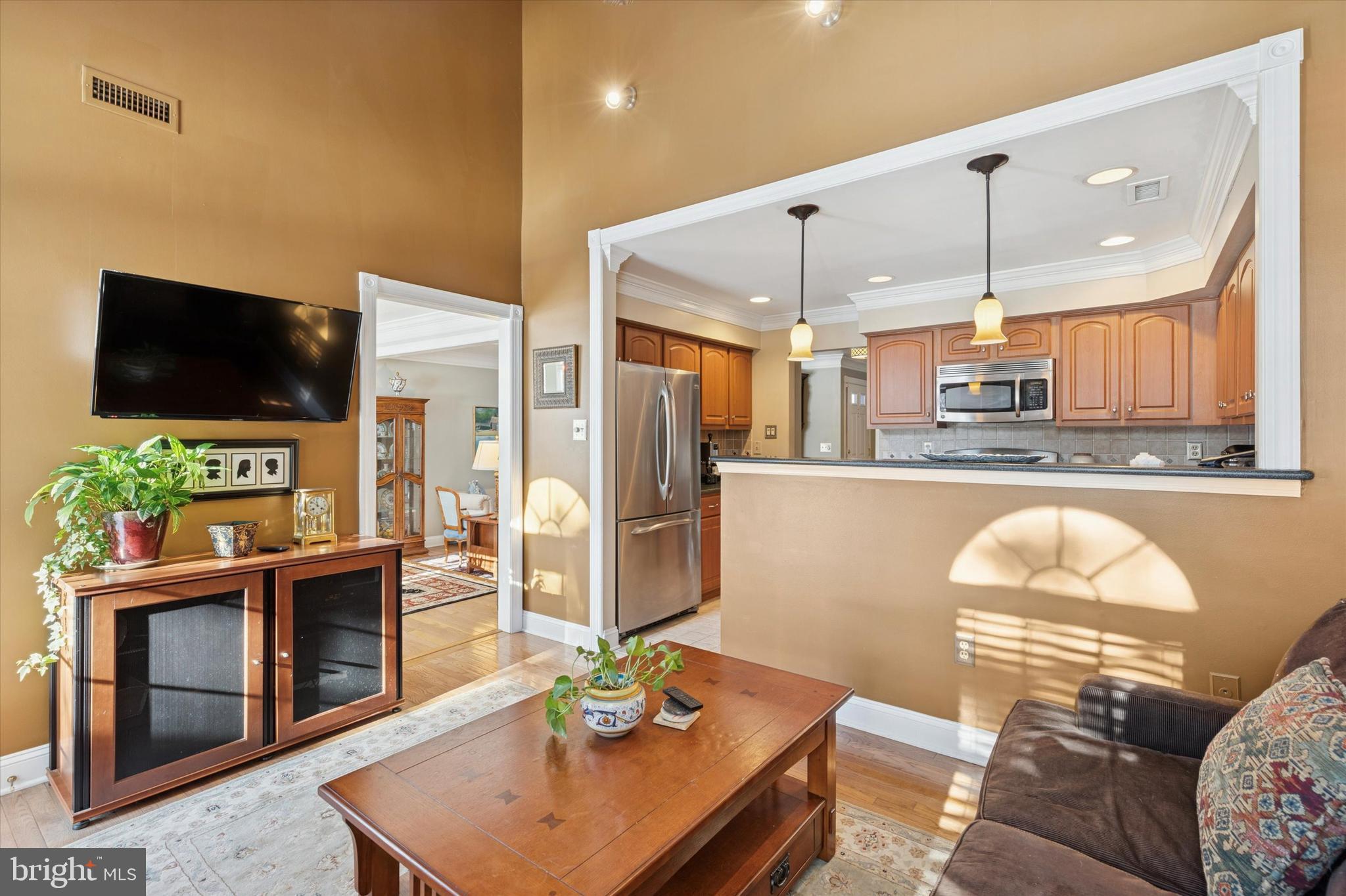 GWYN AYRE - Residential