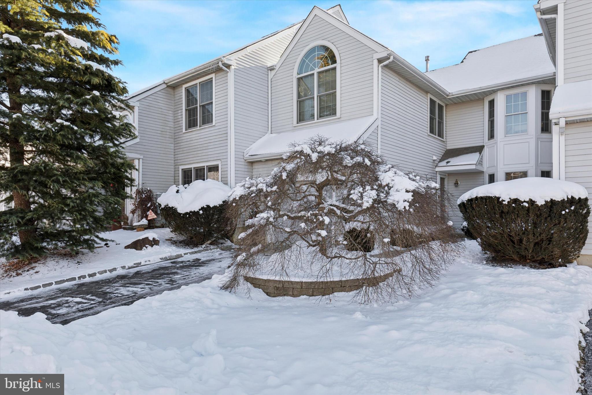 GWYN AYRE - Residential