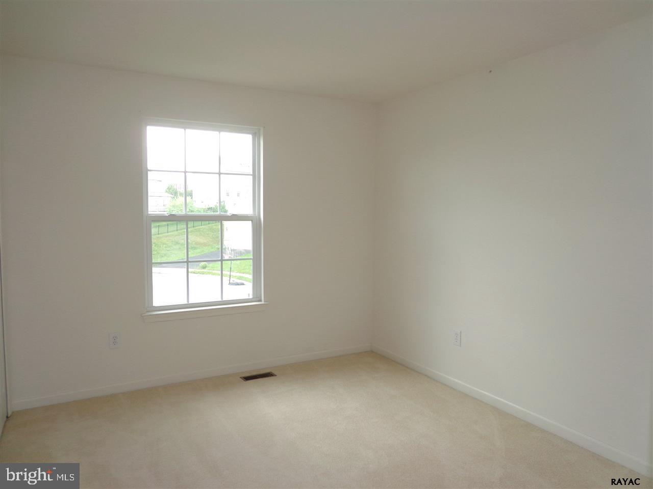 LAKEVIEW - Residential