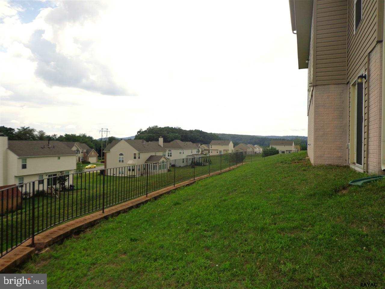 LAKEVIEW - Residential