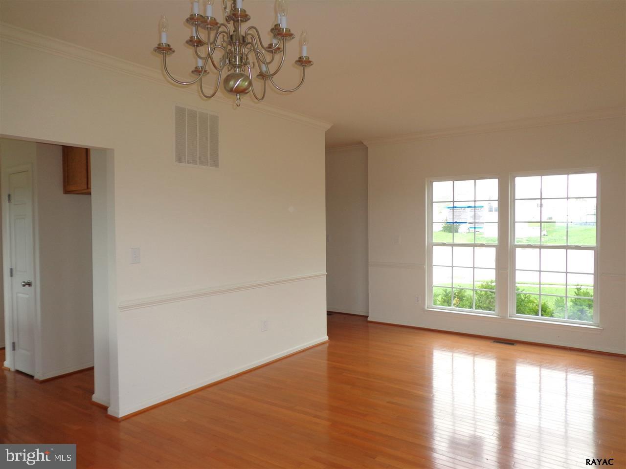 LAKEVIEW - Residential