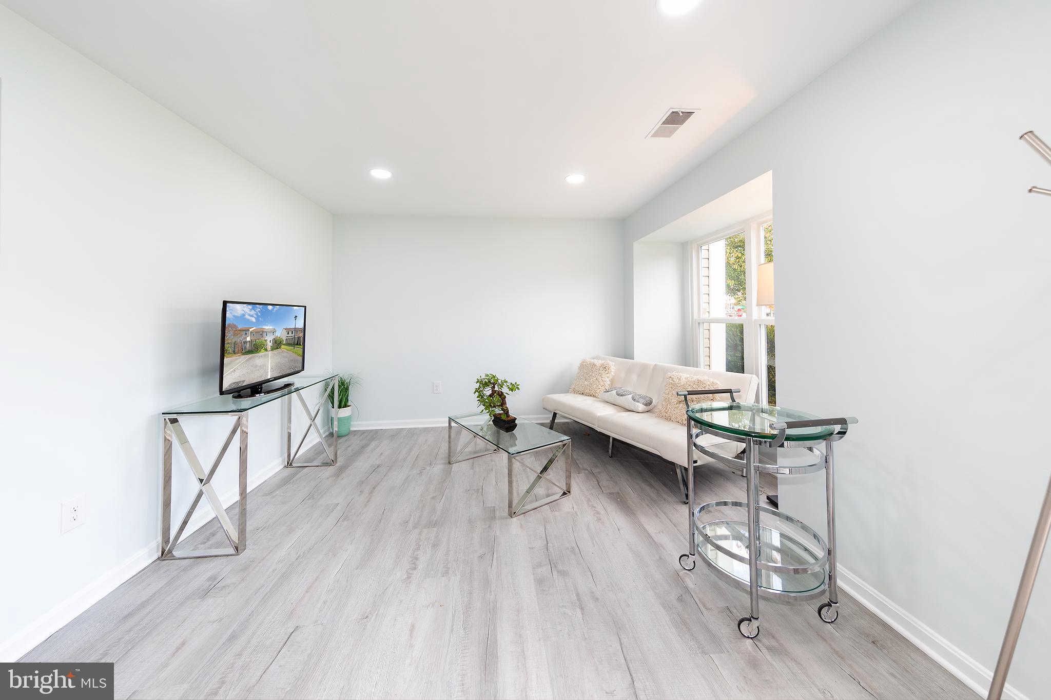 ST CHARLES HUNTINGTON - Residential