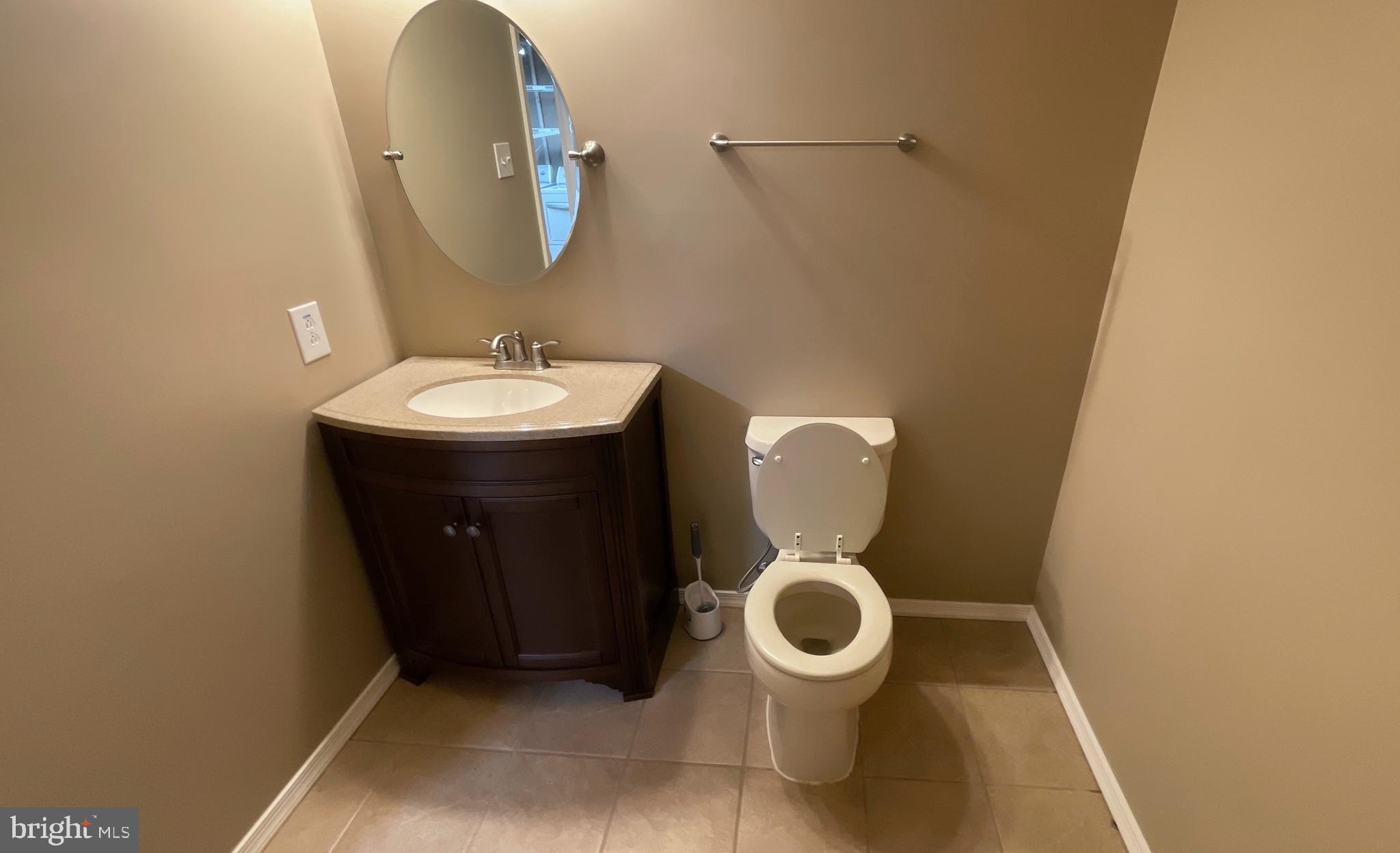 CASTLE STONE - Residential