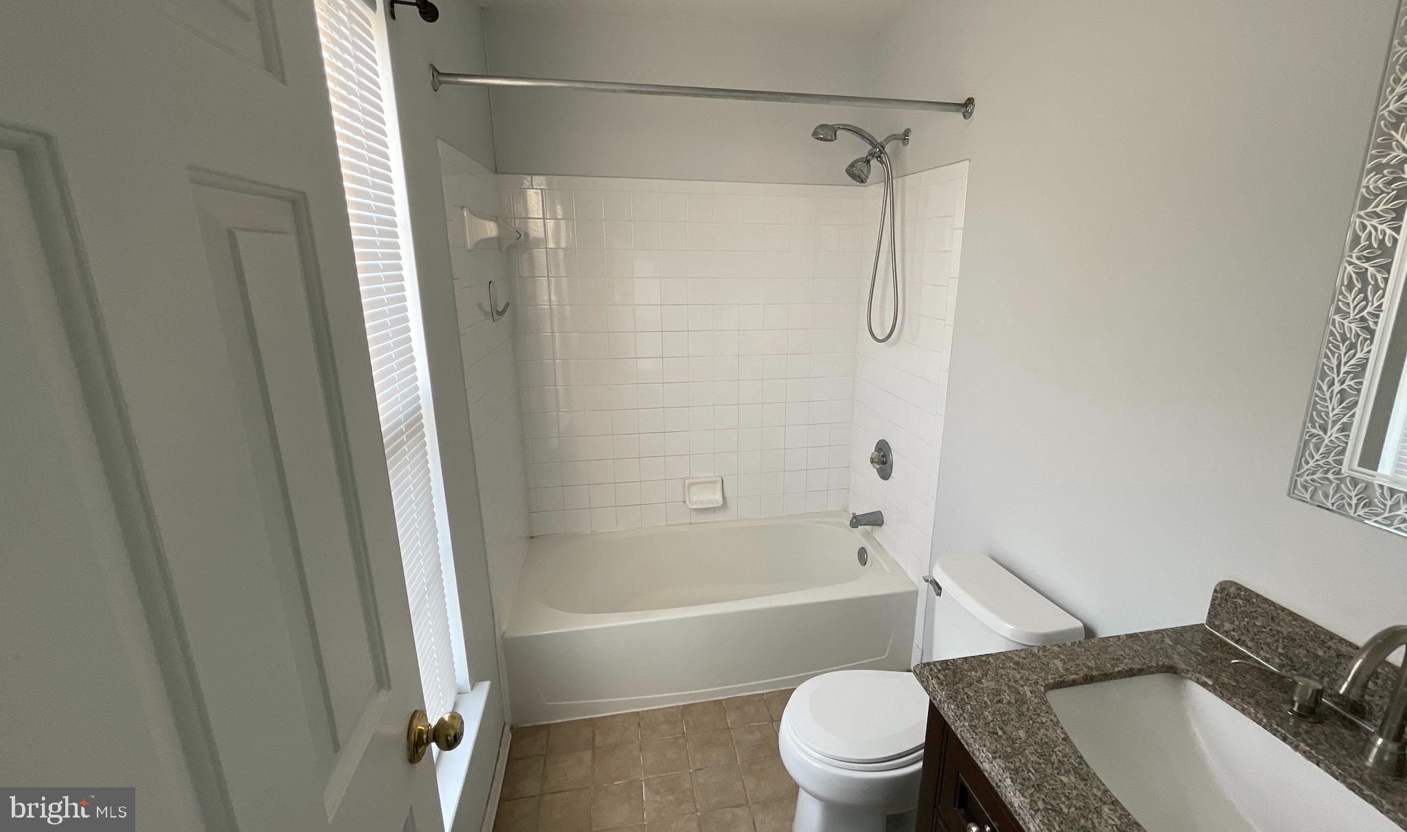 CASTLE STONE - Residential