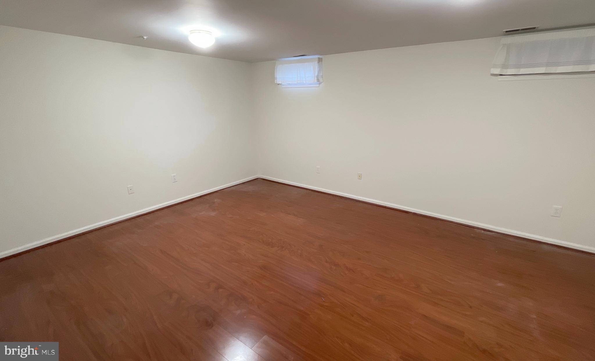 CASTLE STONE - Residential