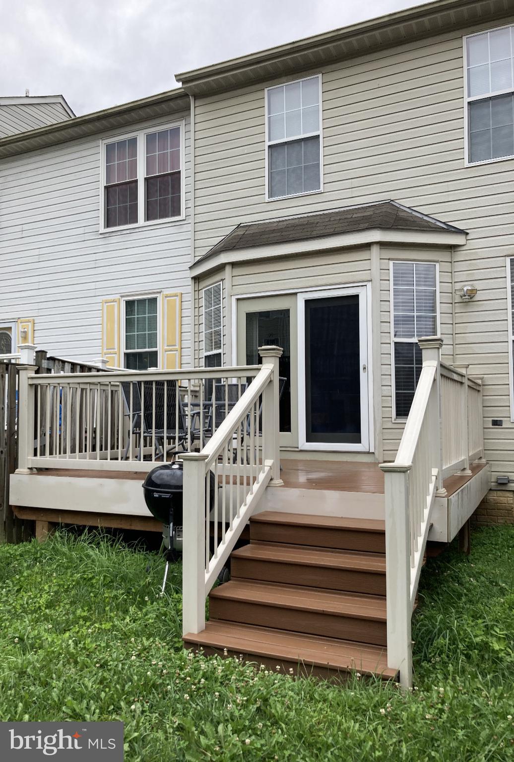 CASTLE STONE - Residential