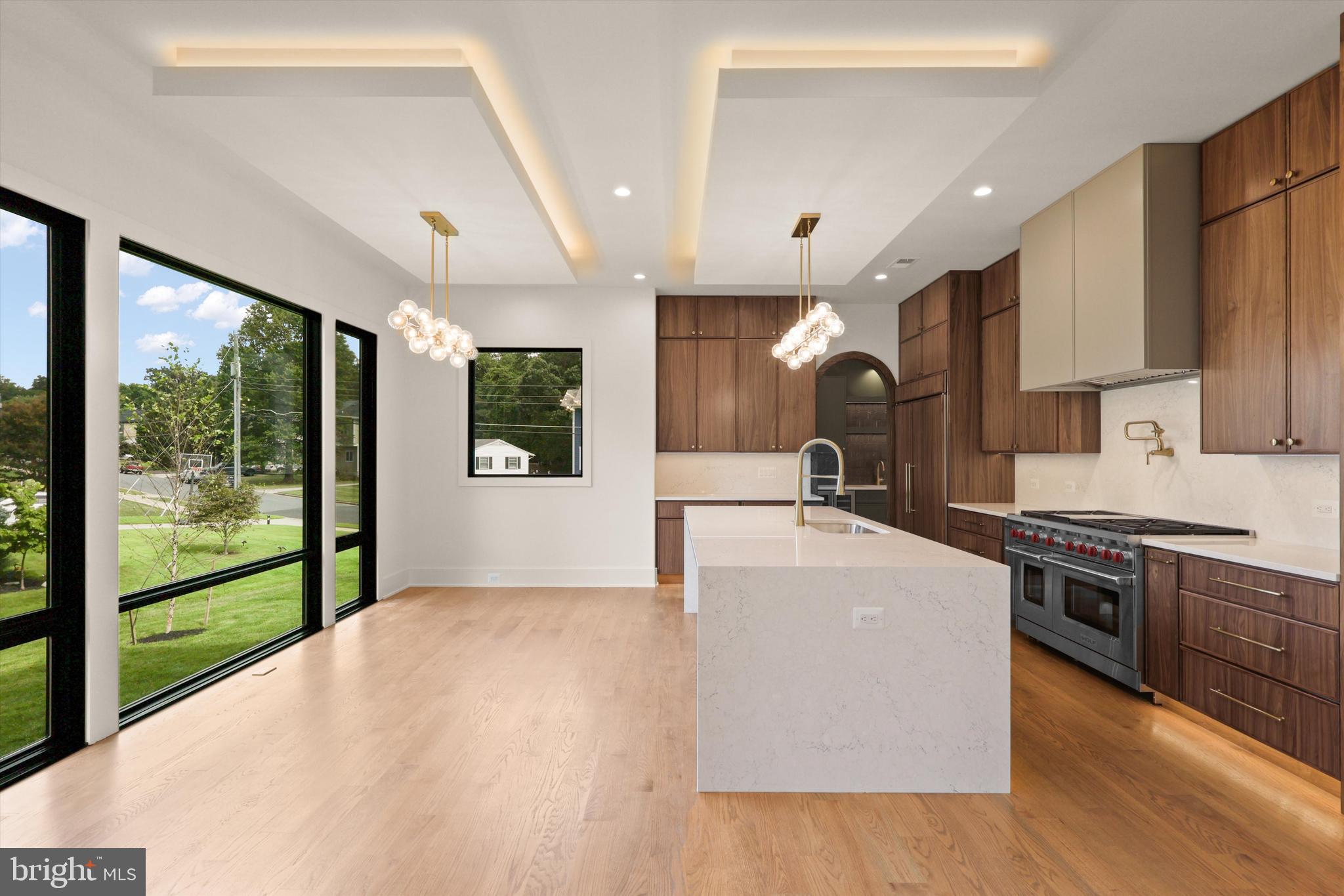 VIENNA WOODS - Residential