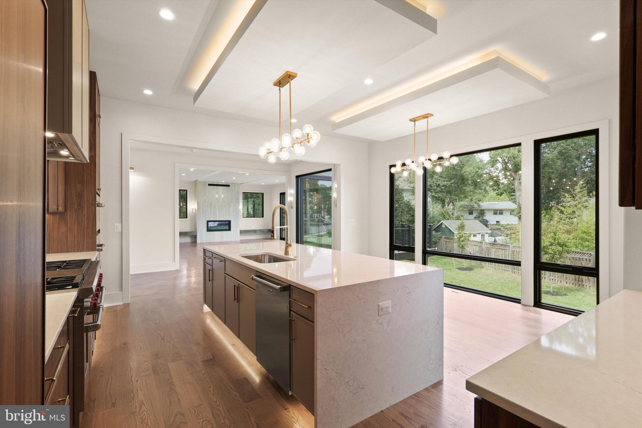 VIENNA WOODS - Residential