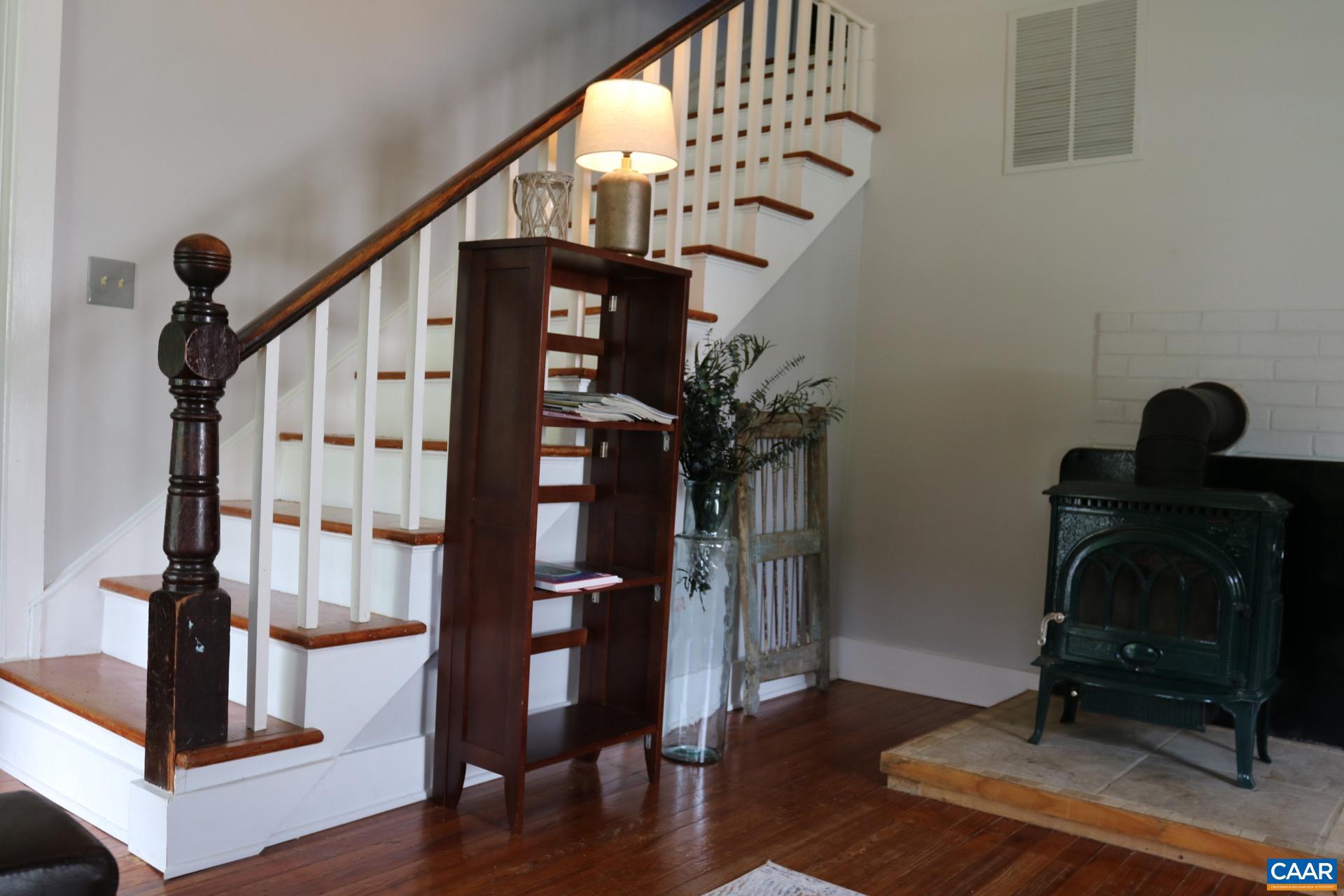 UNKNOWN - Residential Lease