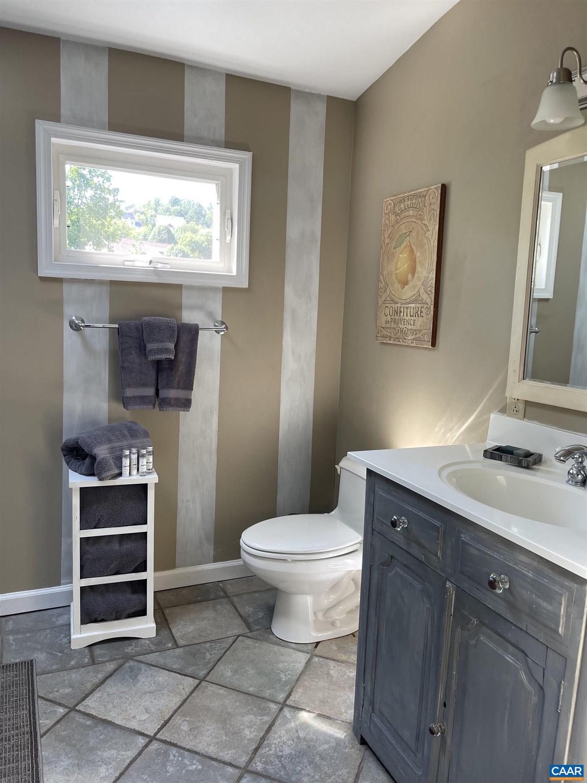 UNKNOWN - Residential Lease