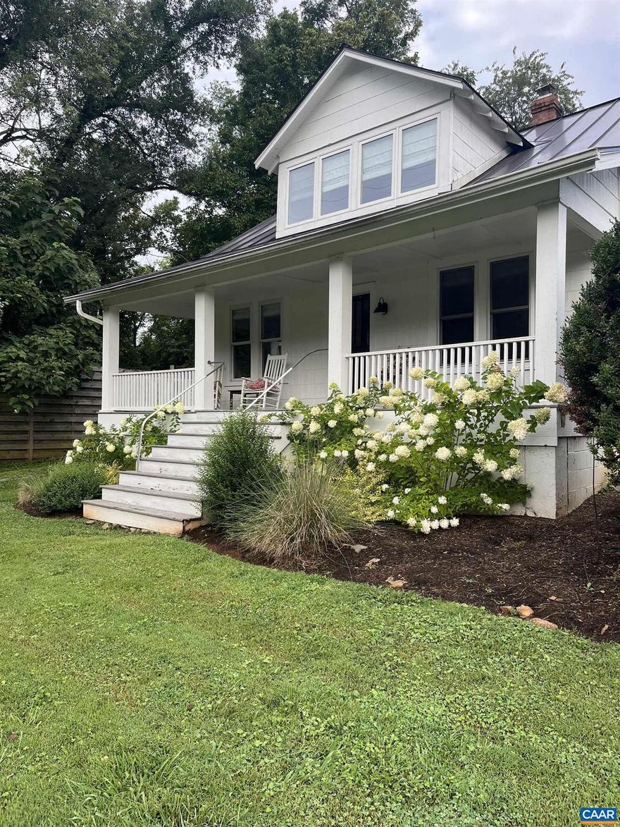 Adorable cottage close to town. This is turn key.  Completely furnished with linens and kitchen essentials. All utilities, trash, cable, internet and yard maintenance included in price.  Minutes to I-64 and the Monticello Trail.  10 minutes to  UVA or Martha Jefferson Hospitals. Short walk to Biscuit Run Park