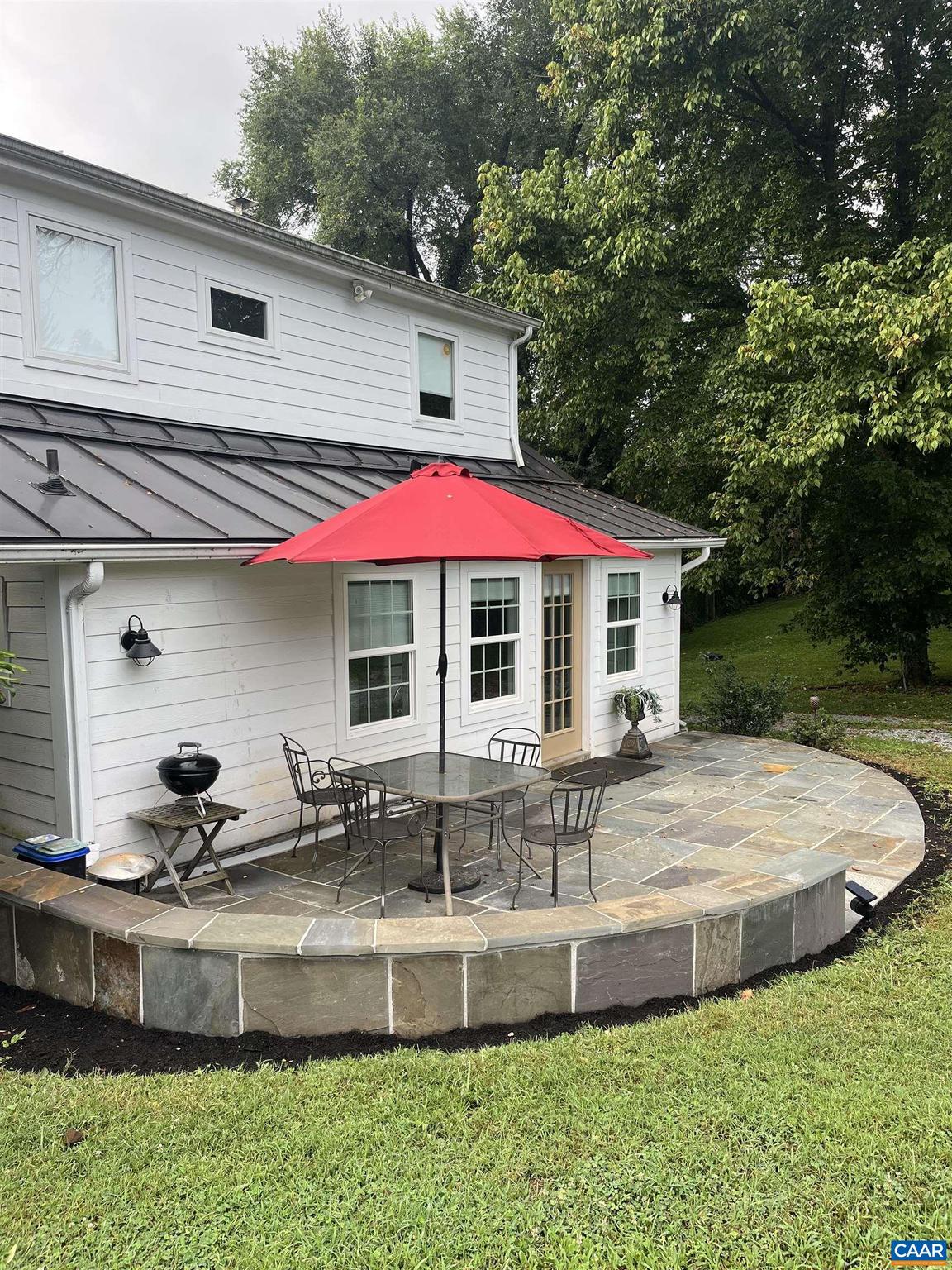 UNKNOWN - Residential Lease