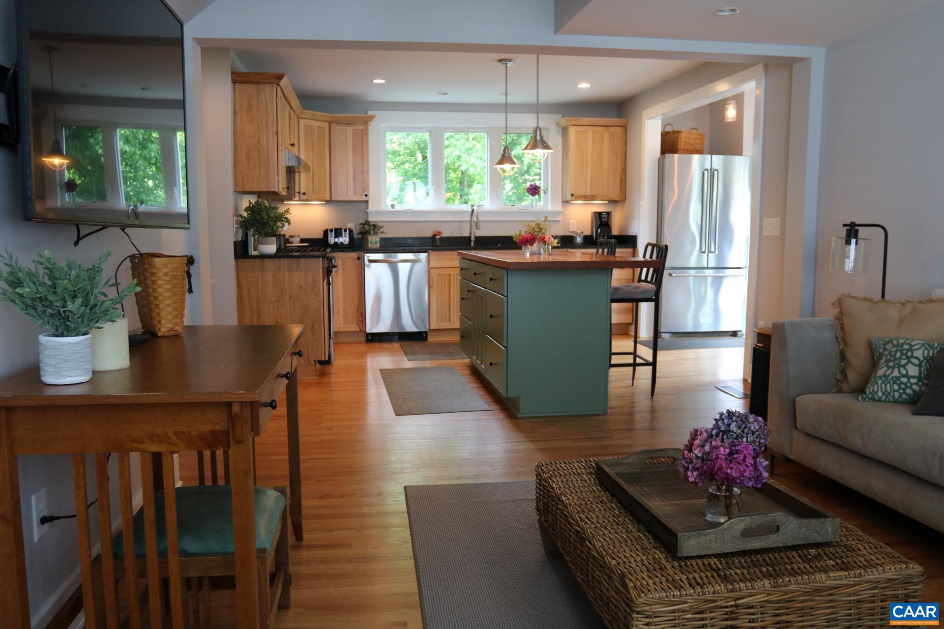 UNKNOWN - Residential Lease