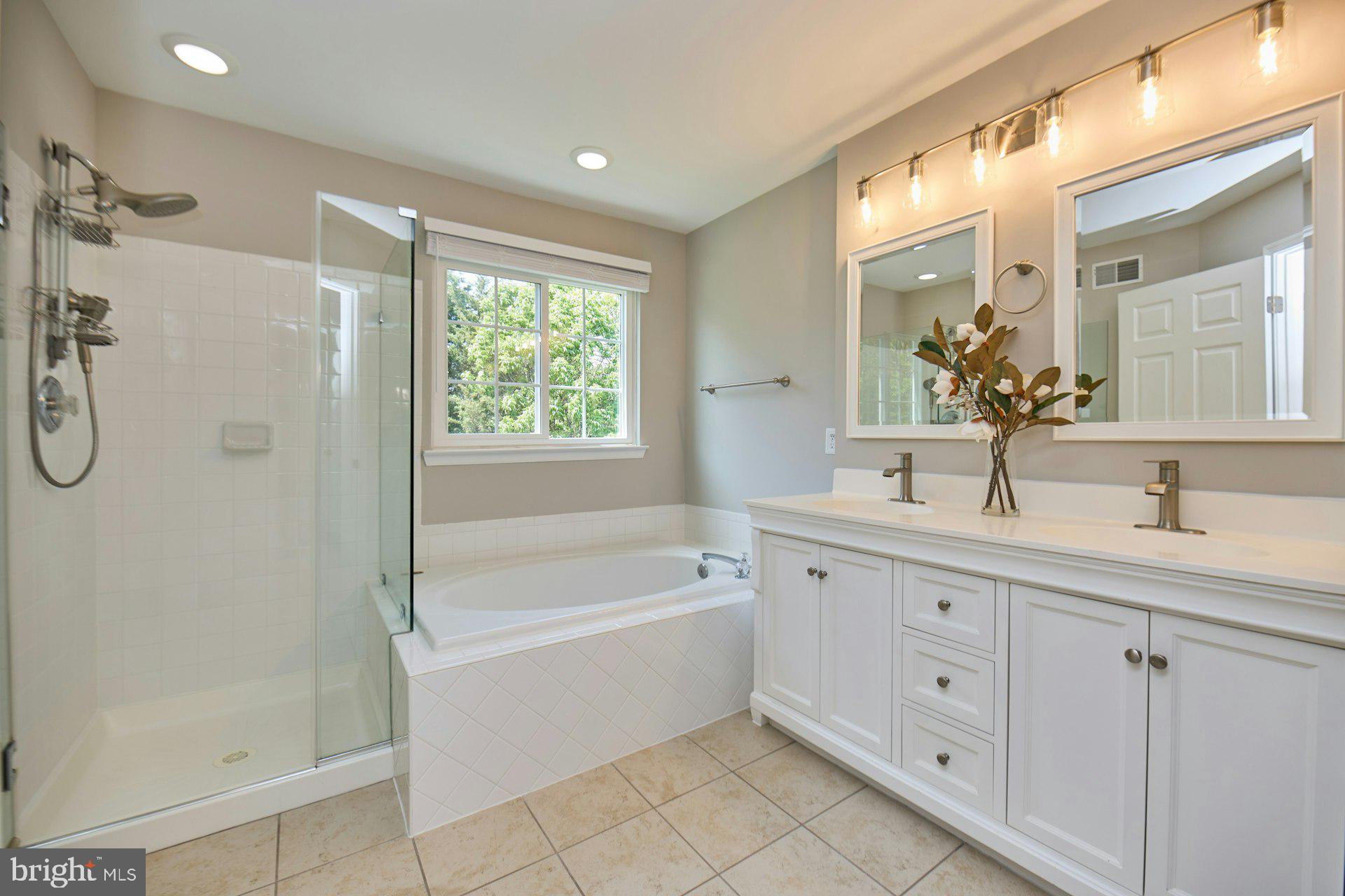 GREENHILL CROSSING - Residential Lease