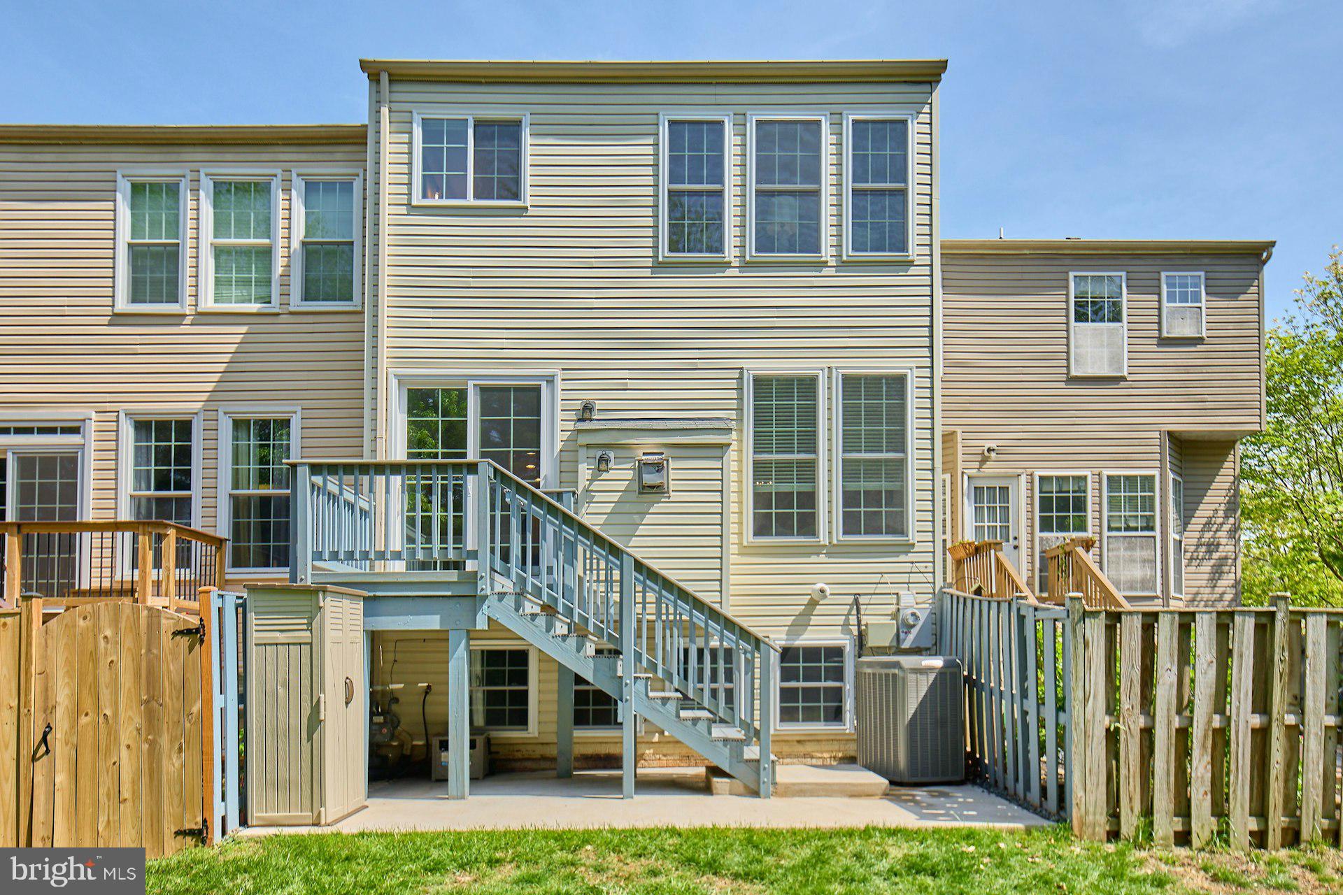 GREENHILL CROSSING - Residential Lease