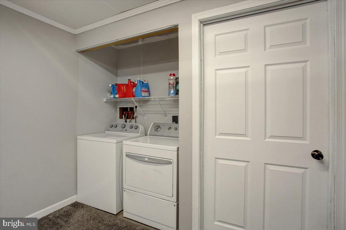 WILLOWDALE - Residential