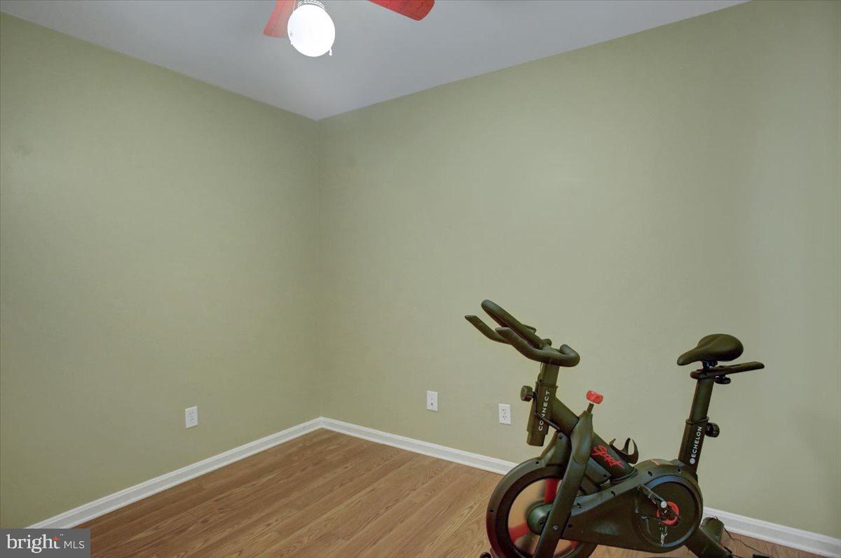 WILLOWDALE - Residential