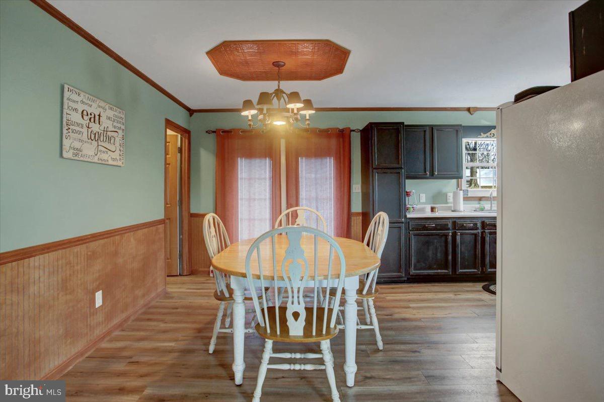 WILLOWDALE - Residential