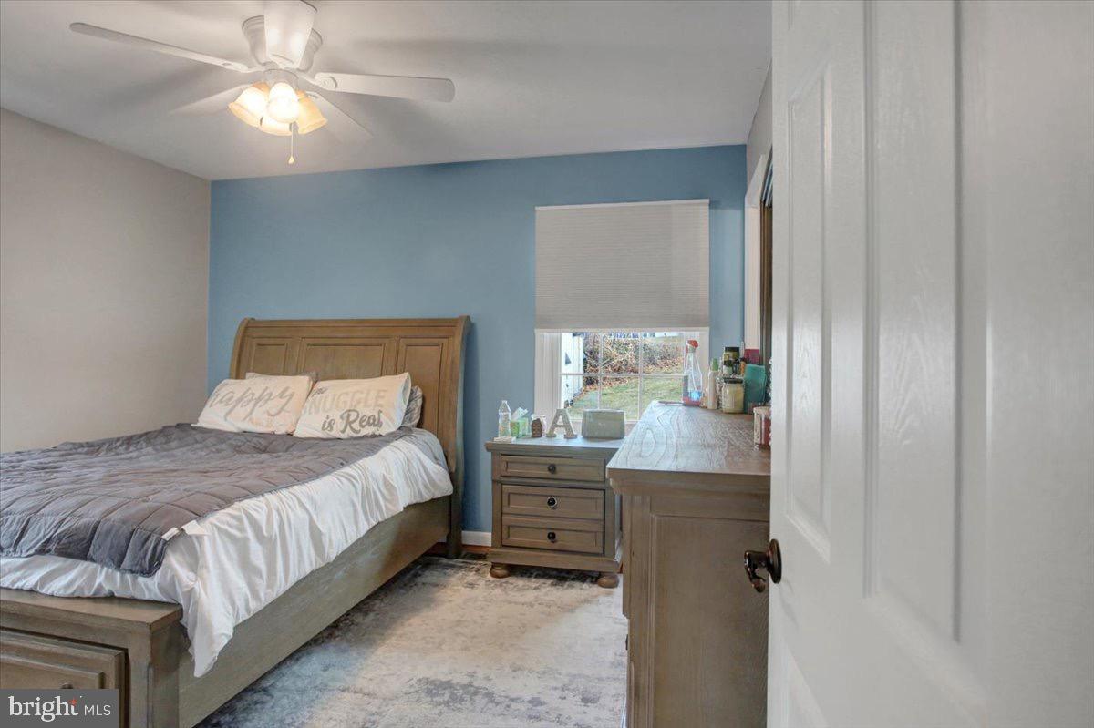 WILLOWDALE - Residential