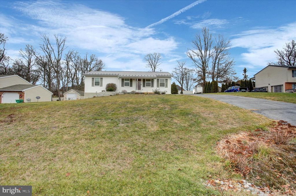 Photo of 3555 Harold Place, GREENCASTLE, PA 17225 (MLS # PAFL2031690)