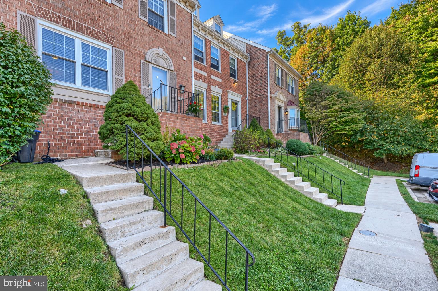 35 ROGER COURT