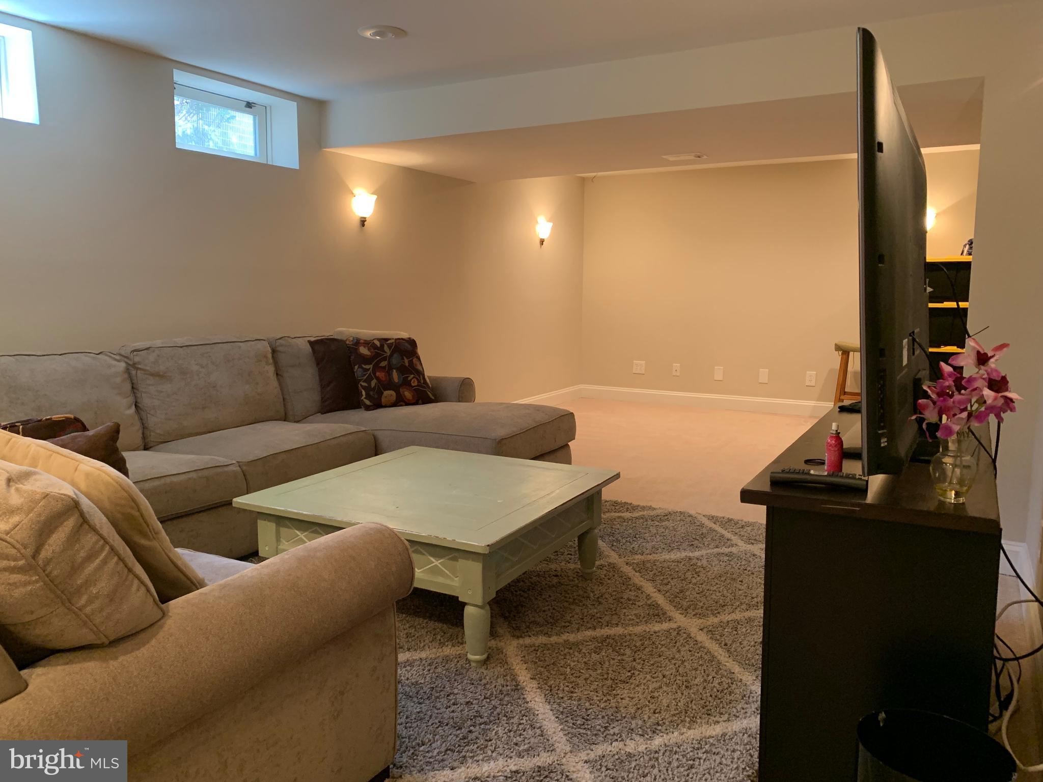 LAKE MANASSAS - Residential Lease