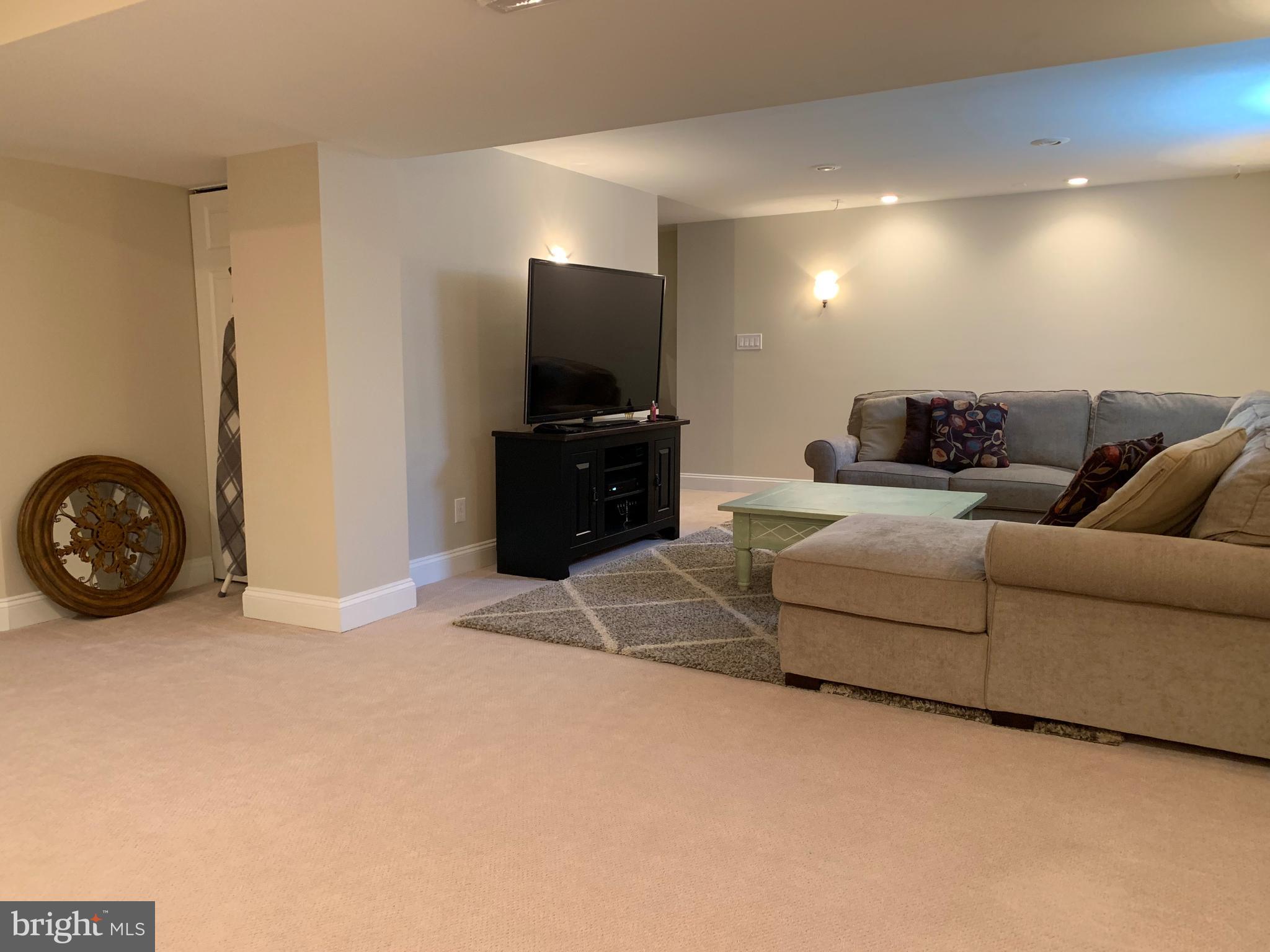 LAKE MANASSAS - Residential Lease