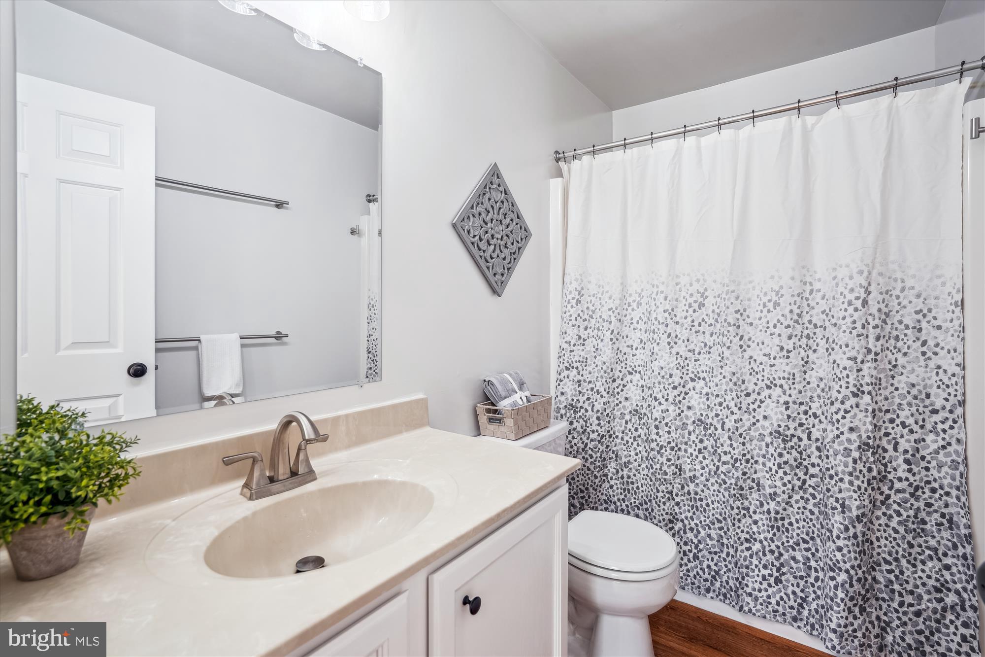 VILLAGE OF DORSEY SEARCH - Residential