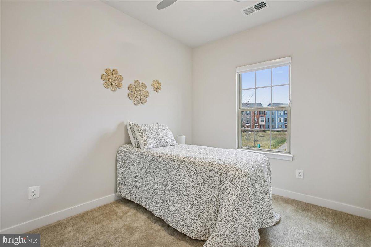 POTOMAC SHORES - Residential