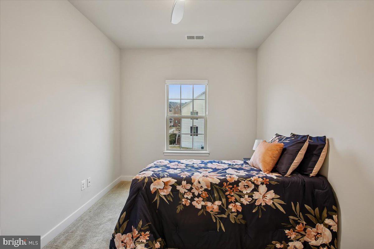 POTOMAC SHORES - Residential