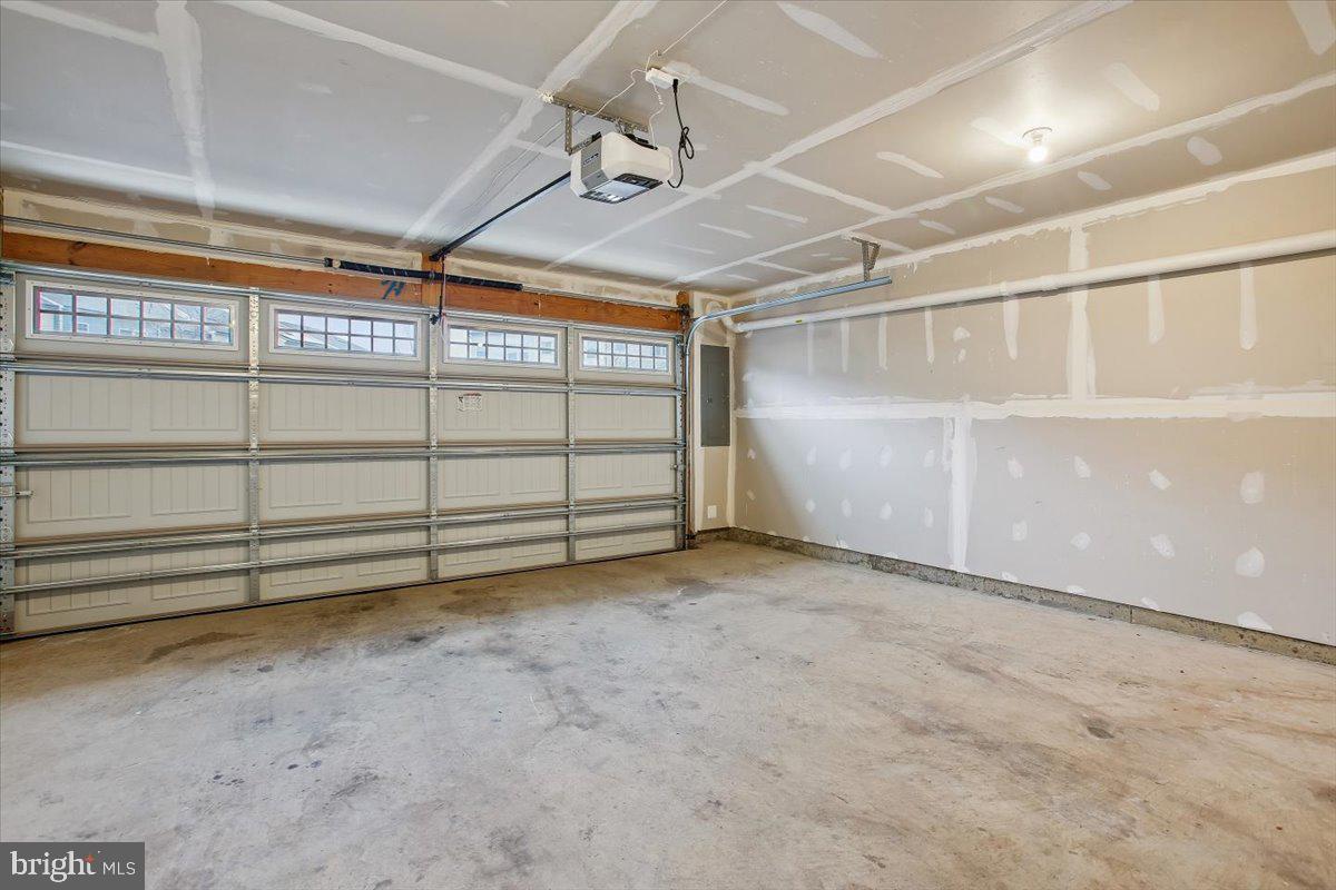 POTOMAC SHORES - Residential