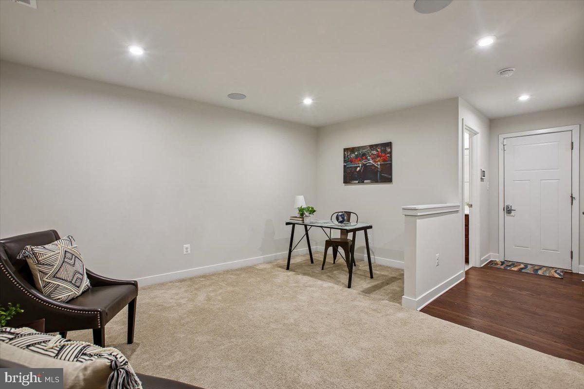 POTOMAC SHORES - Residential