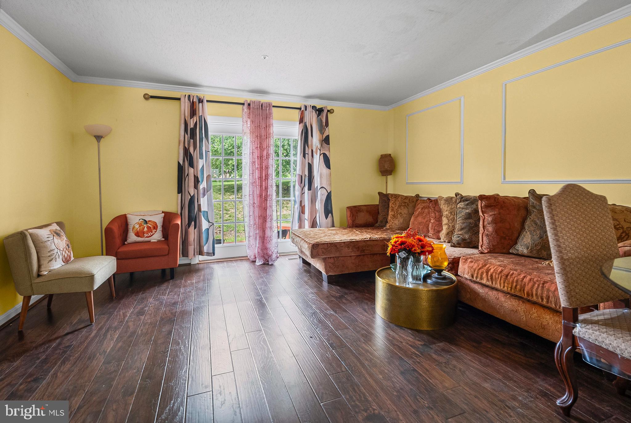 SHEFFIELD GLEN TOWNHOMES - Residential