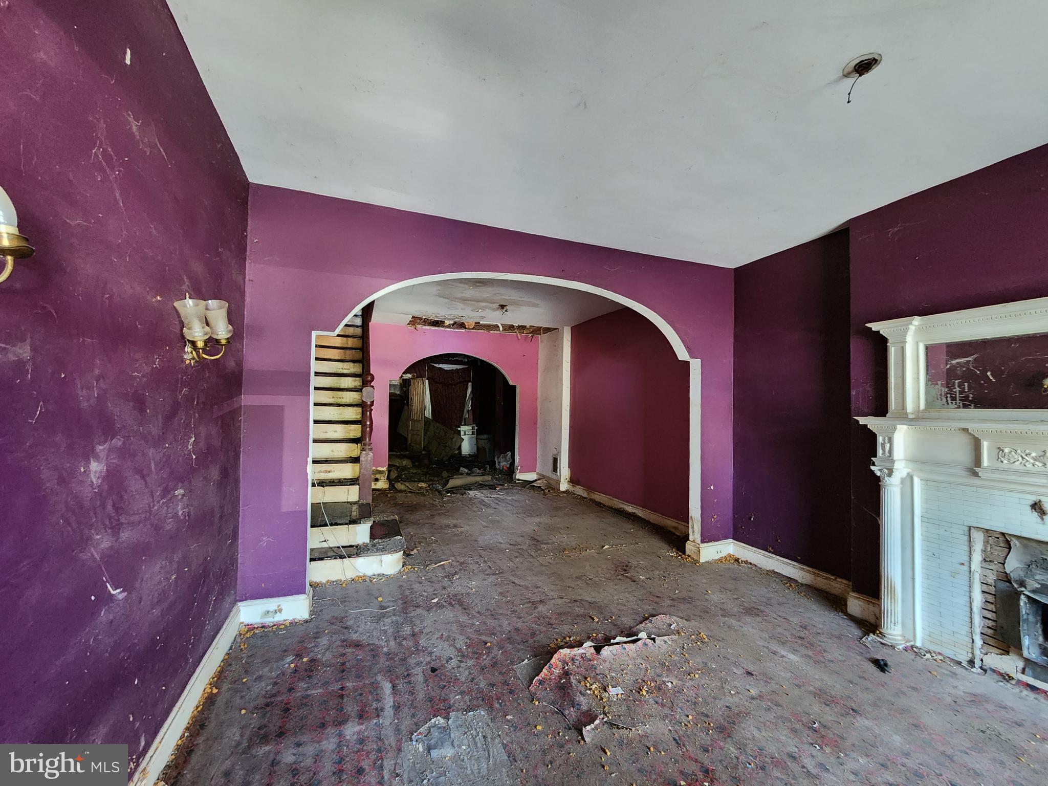 ELLWOOD PARK - Residential