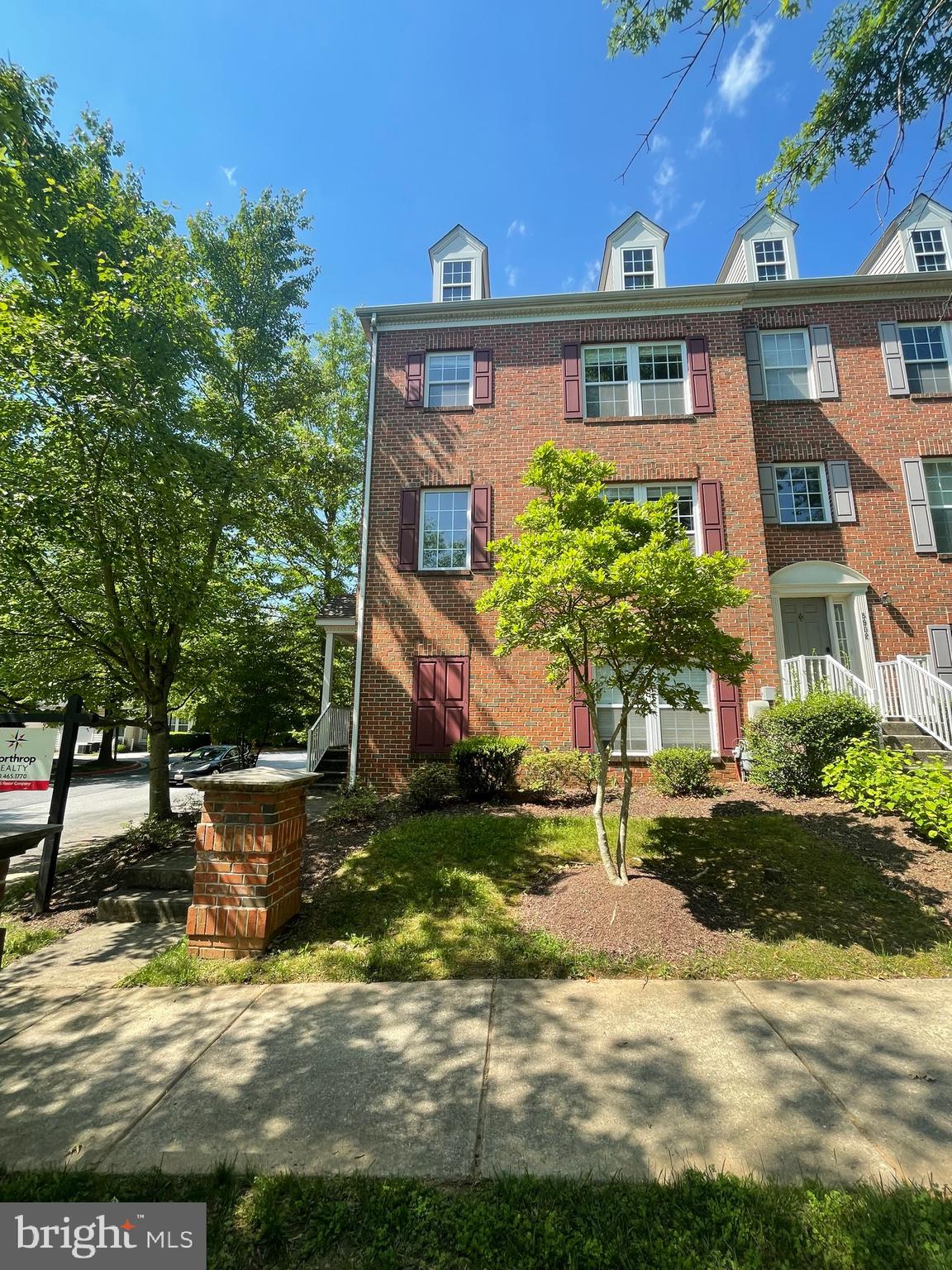 VILLAGE OF RIVER HILL - Residential Lease