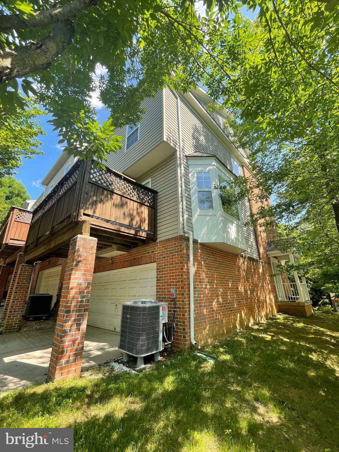 VILLAGE OF RIVER HILL - Residential Lease