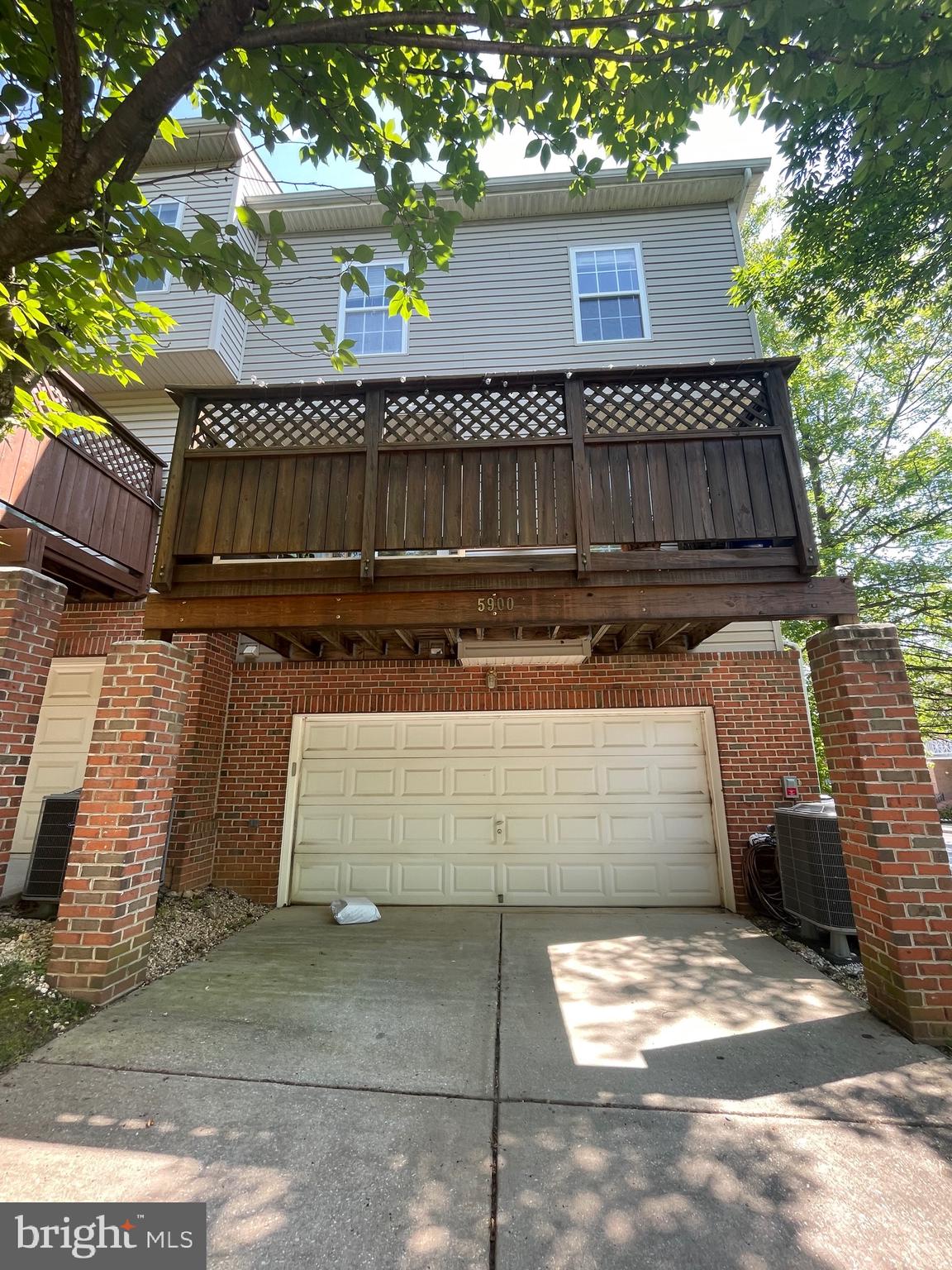 VILLAGE OF RIVER HILL - Residential Lease