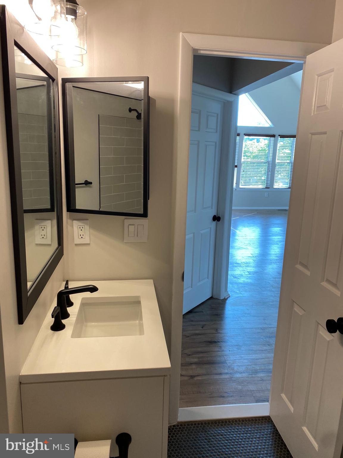 WOODLAND VILLAGE - Residential Lease