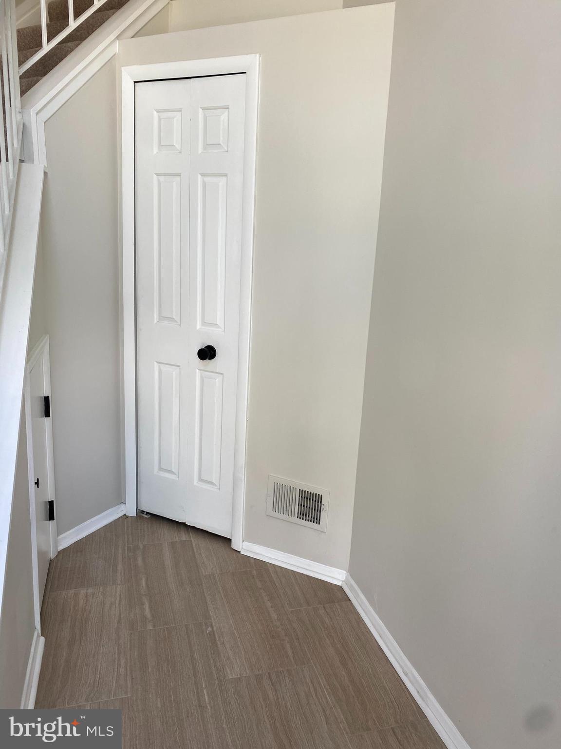 WOODLAND VILLAGE - Residential Lease