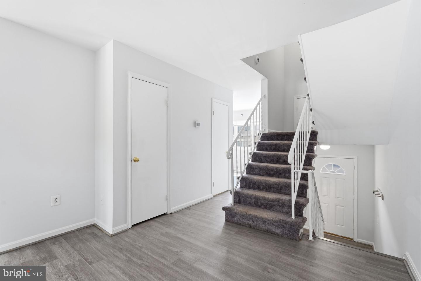 9178 LAURELWOOD COURT