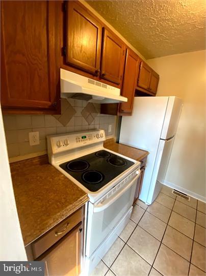 AUSTIN RUN - Residential Lease