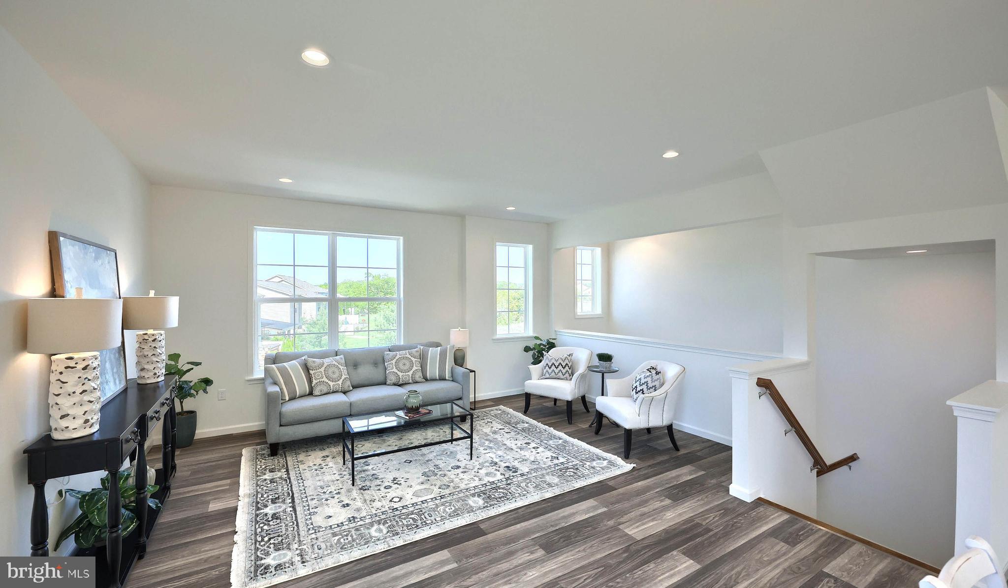 67 GLENN VIEW