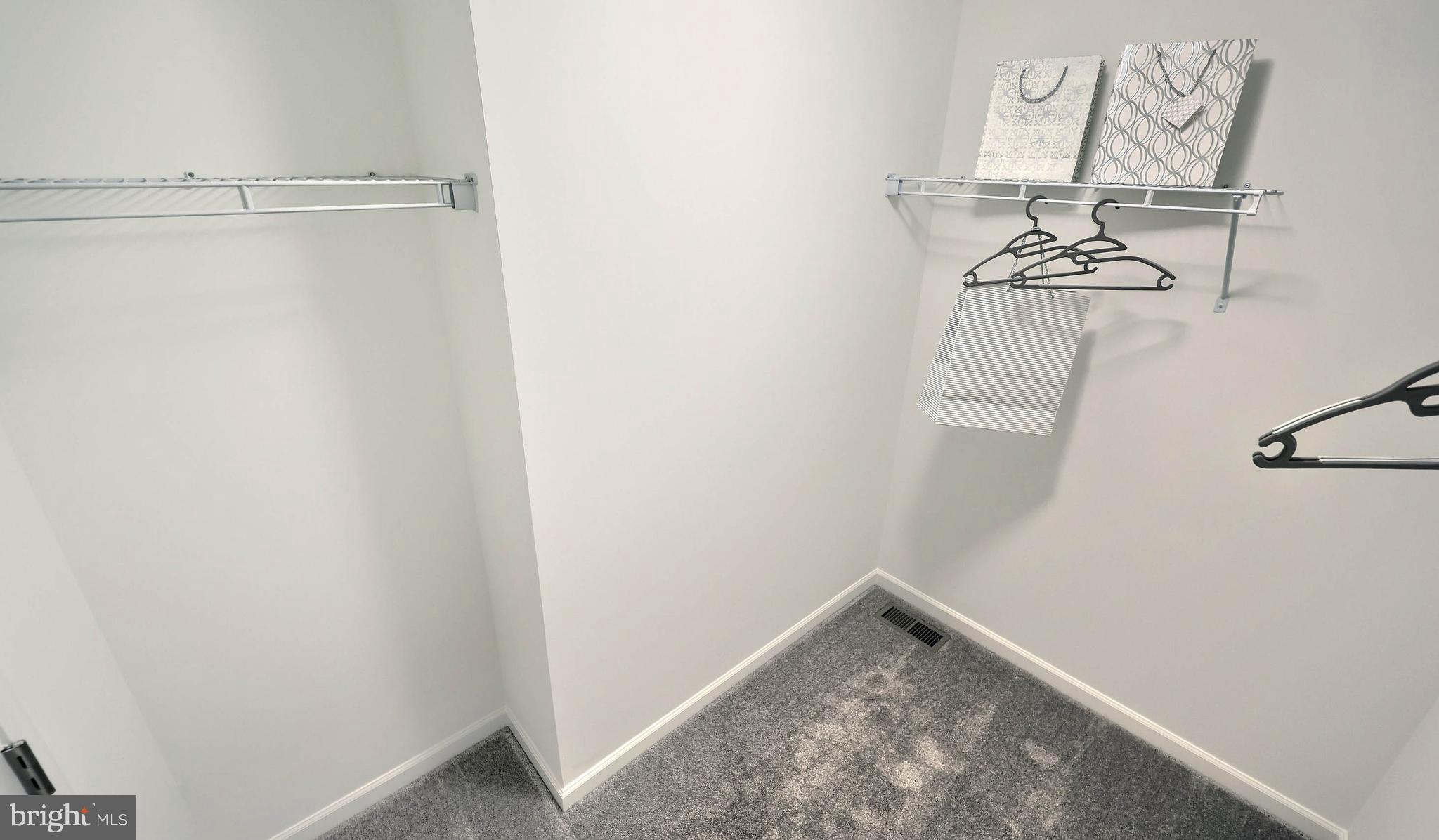 NORTH RIDGE - Residential