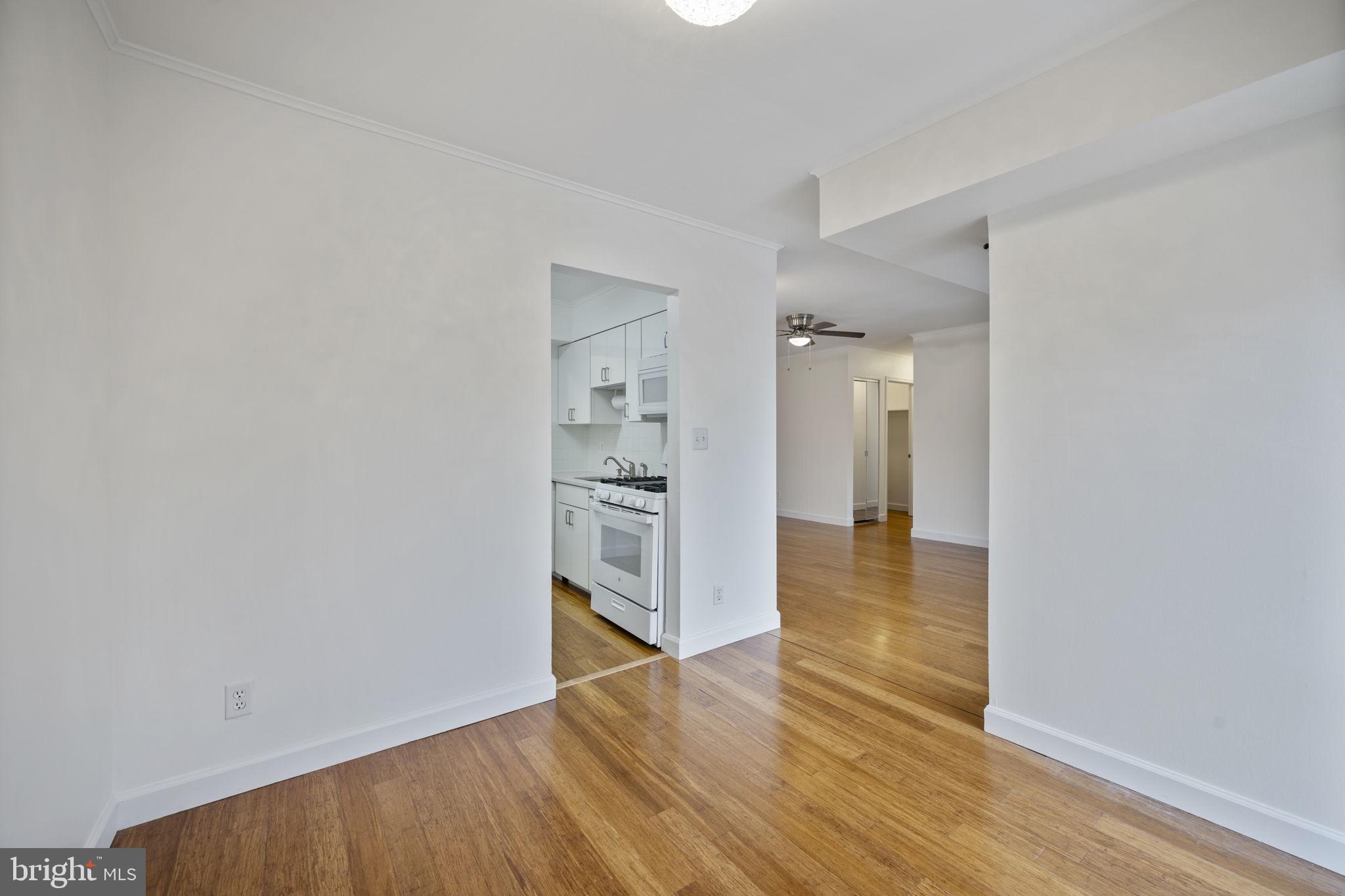 VILLAGE OF LONG REACH - Residential