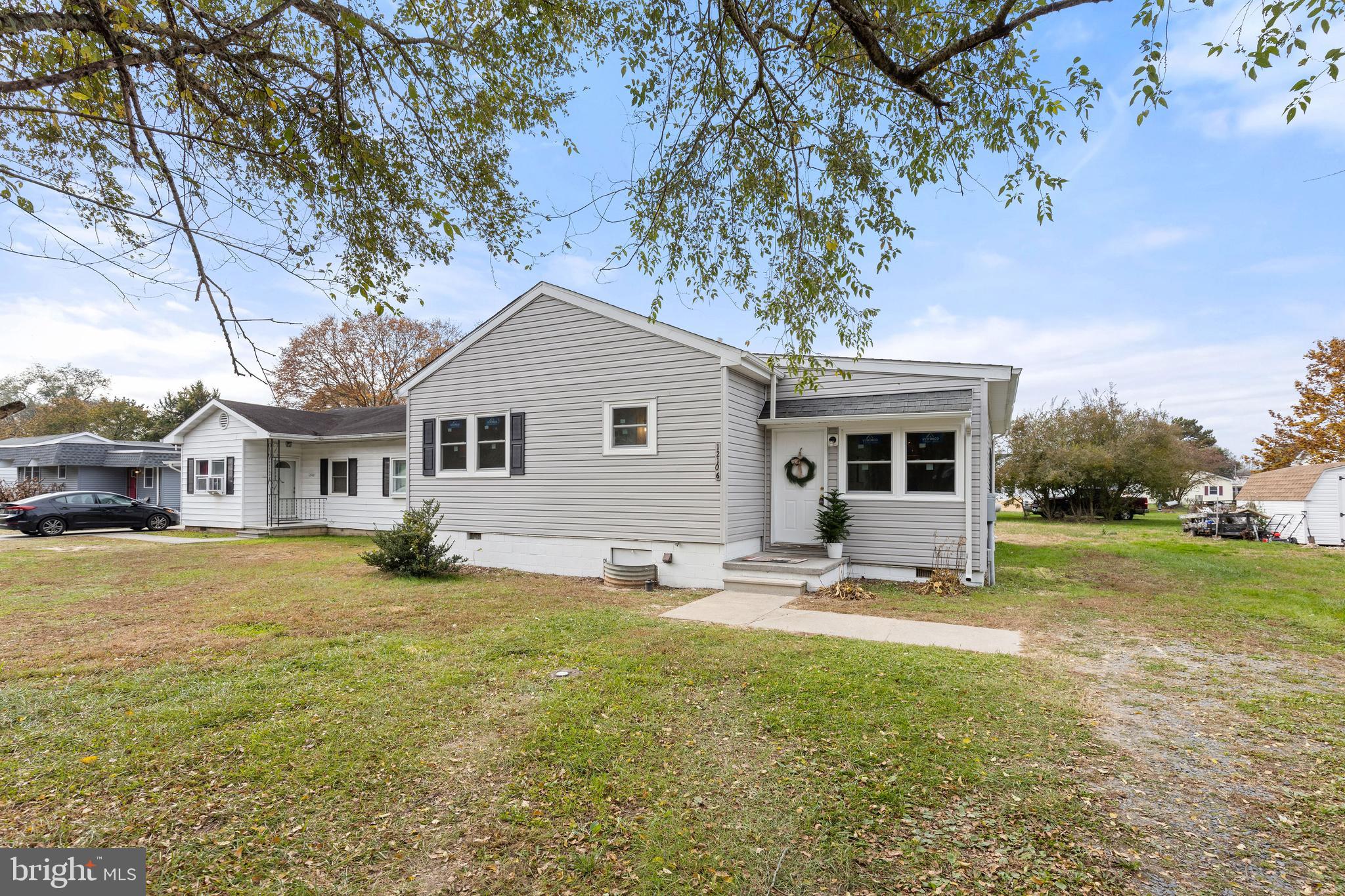 MANOKIN GLEN - Residential