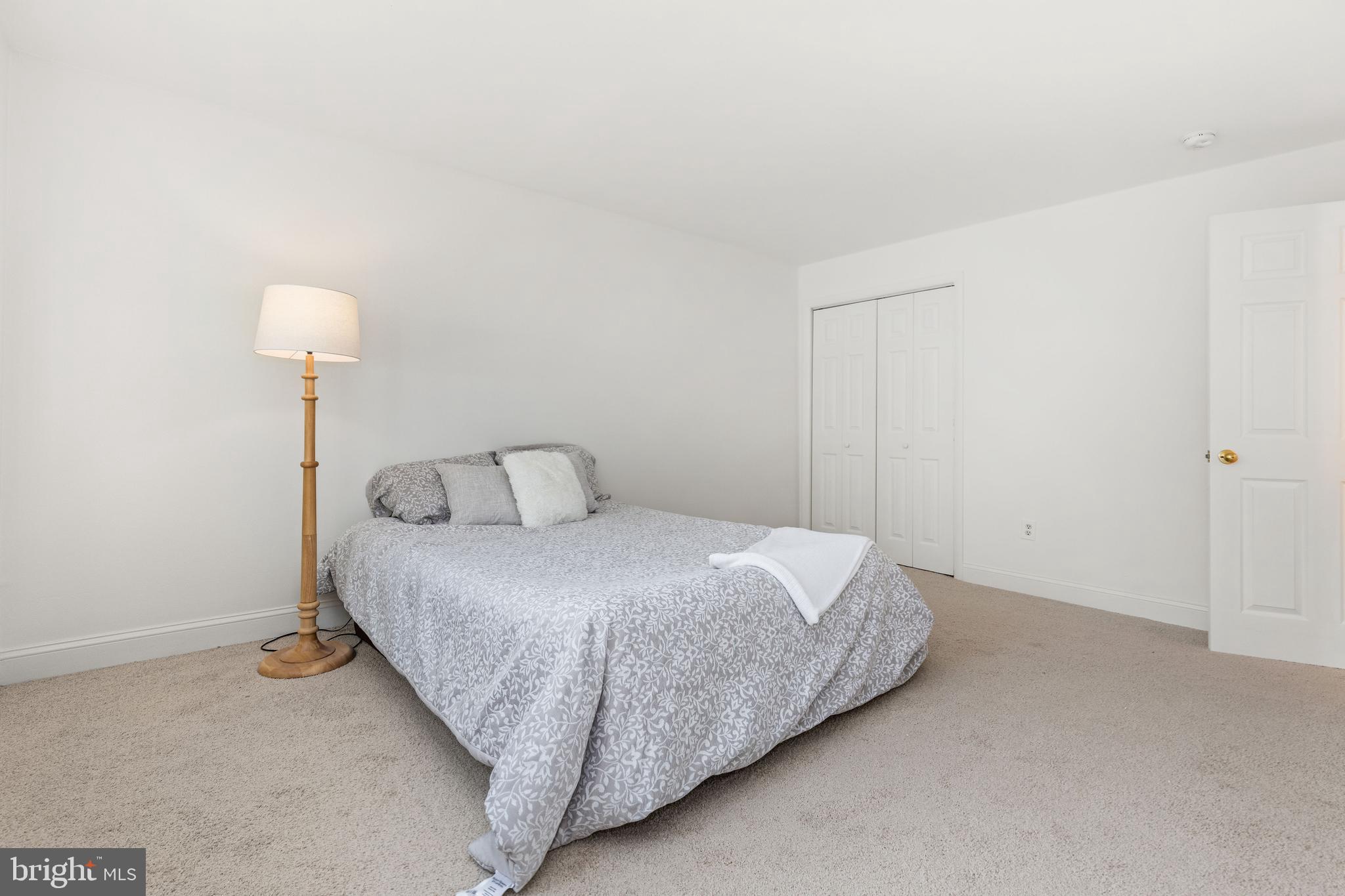 MANOKIN GLEN - Residential