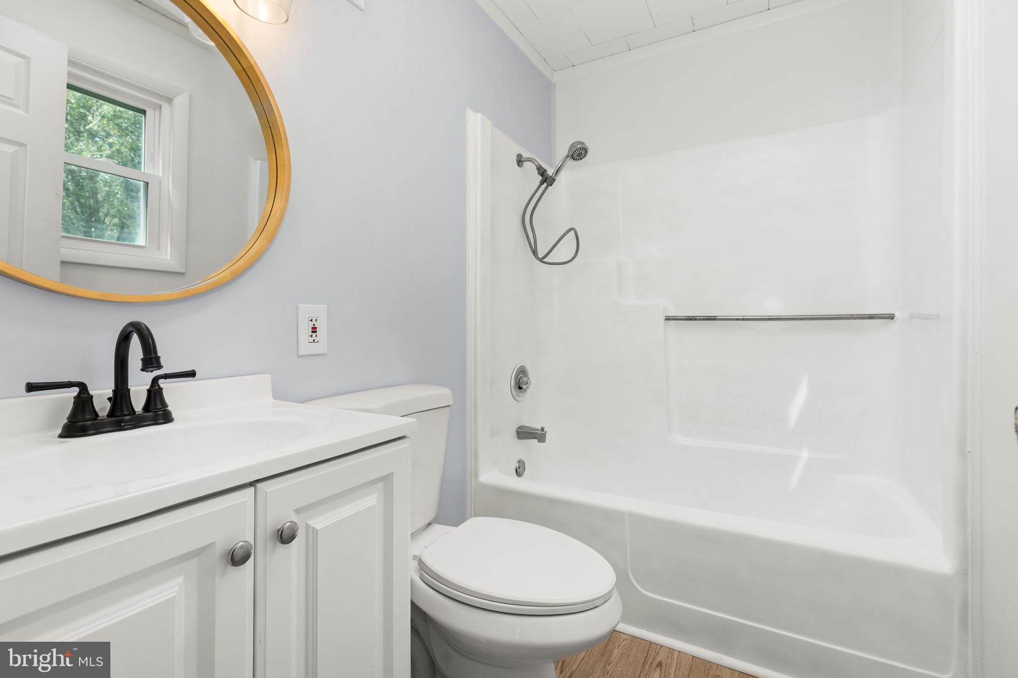 MANOKIN GLEN - Residential